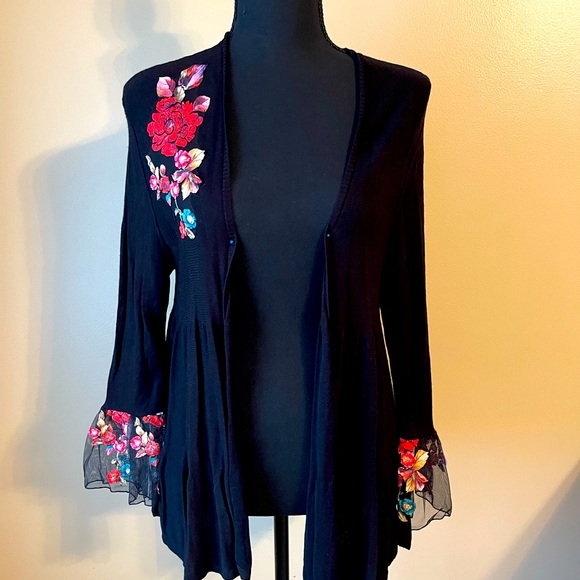 Joseph A Sweaters - Joseph A brand lightweight seater jacket. Beautiful colored sewn on flowers.